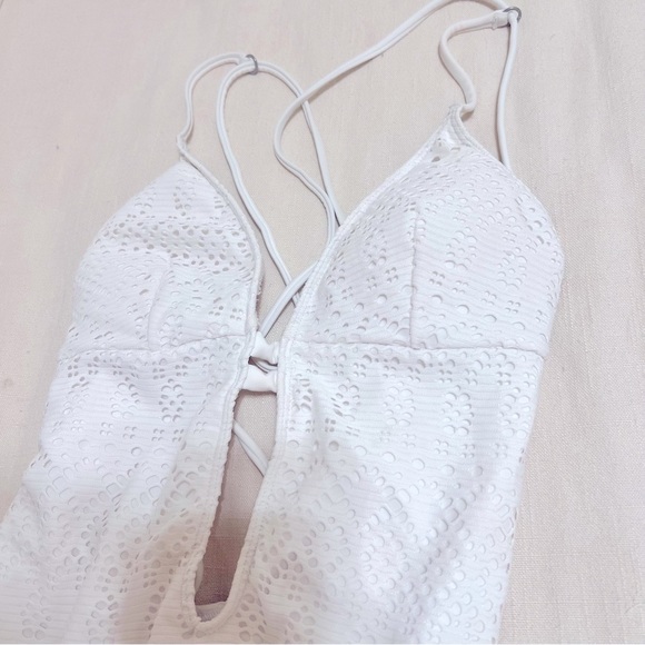 A&F One Piece Eyelet Swimsuit - Picture 2 of 2